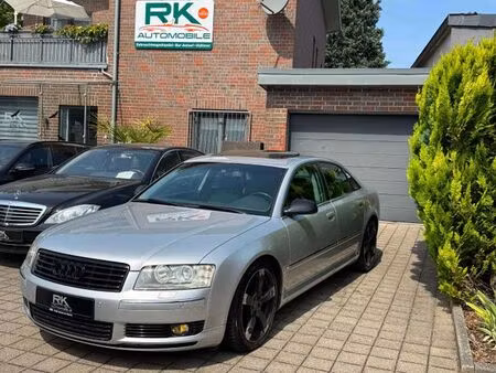 Audi A8 V8 4.2 quattro