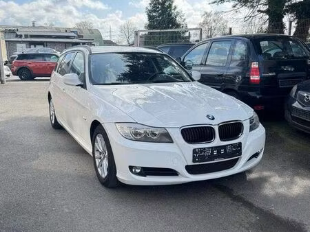 BMW Série 3 318i 2.0 143