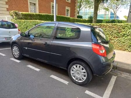 Renault Clio 1.2 75 Authentique