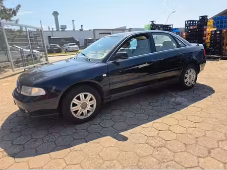 Audi A4 V6 2.5 TDI 150