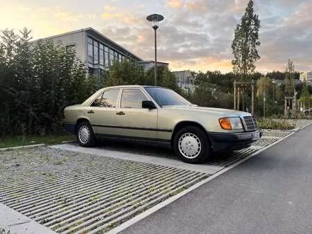 Mercedes-Benz Classe E 300 E