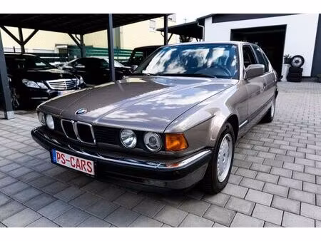 BMW Série 7 730i