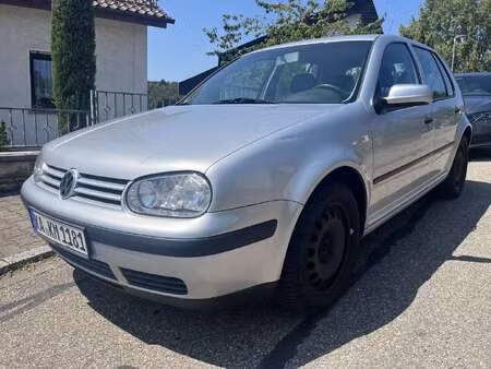Volkswagen Golf 1.4 75 Confortline