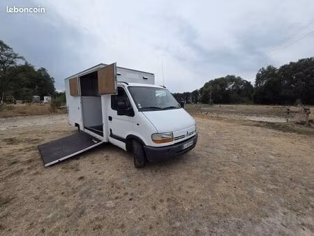 Renault Master 2.5 dCi 115