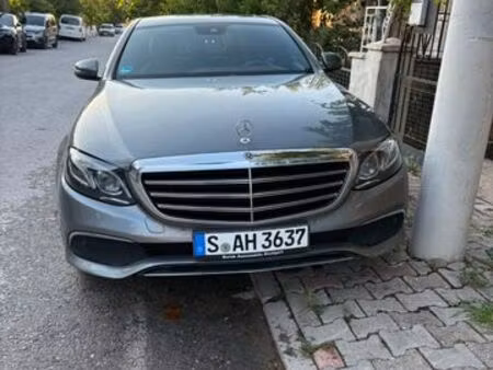 Mercedes-Benz Classe E E 220 4Matic