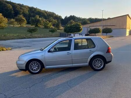 Volkswagen Golf GTI 1.8 150
