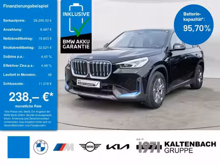 BMW iX1 