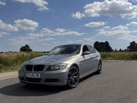 BMW Série 3 325i 2.5 218