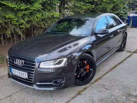 Audi A8 V8 4.2 TDI 385 quattro