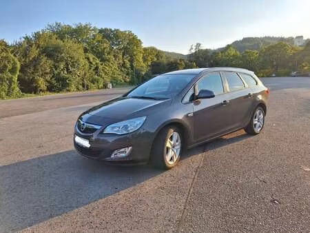 Opel Astra 1.4 140 Design Edition