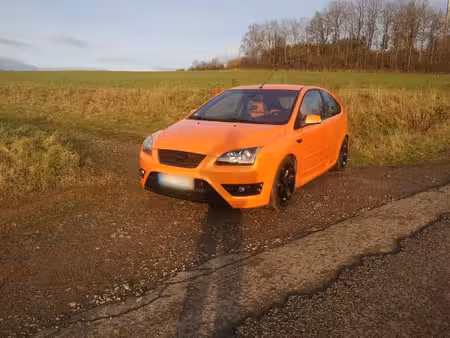Ford Focus ST 2.5 225