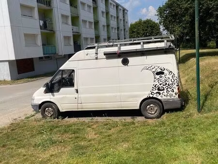 Ford Transit 2.4 90