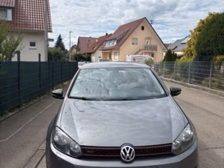 Volkswagen Golf 1.2 TSI 105 Confortline