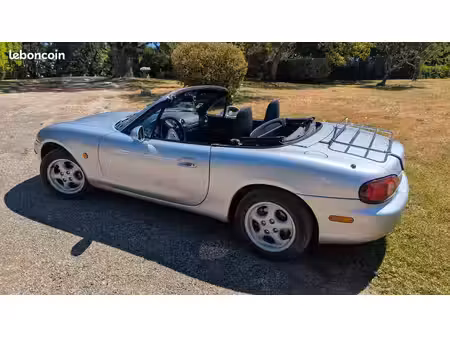 Mazda MX5 1.6 110