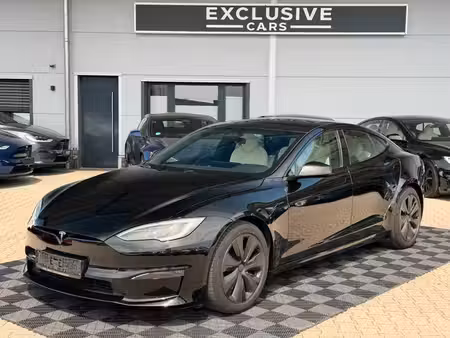 Tesla Model S 670 4x4