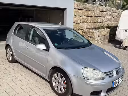 Volkswagen Golf 2.0 FSI 150 Sportline