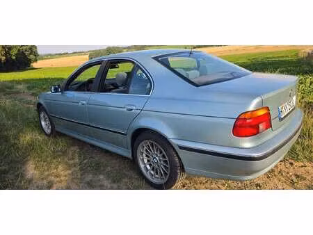 BMW Série 5 520i 2.0 150