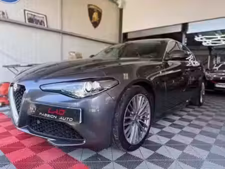 Alfa Romeo Giulia 2.2 190