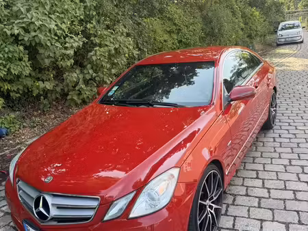 Mercedes-Benz Classe E E 250 2.1 150 Avantgarde