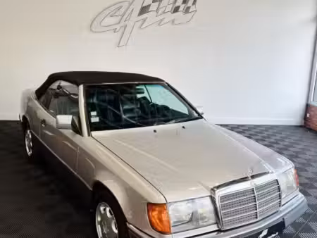 Mercedes-Benz Classe E 300 CE