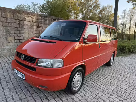 Volkswagen Transporter T4 2.5 TDI