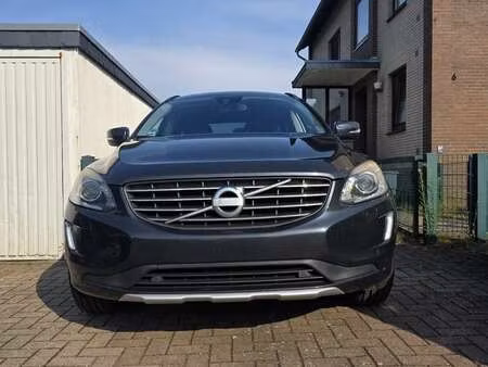 Volvo XC60 D5 2.4 215 Momentum 4x4