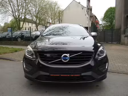 Volvo XC60 D5 2.4 220 R Design 4x4