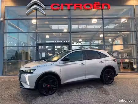 DS 7 E Tense 1.6 300 Performance Line 4x4