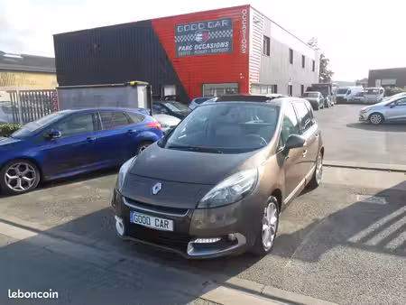 Renault Scénic dCi 110 Initiale