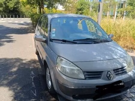 Renault Scénic 1.5 dCi 105