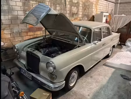 Mercedes-Benz Classe E 230