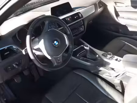 BMW Série 2 218i 1.5 136
