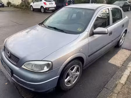 Opel Astra 1.8 125