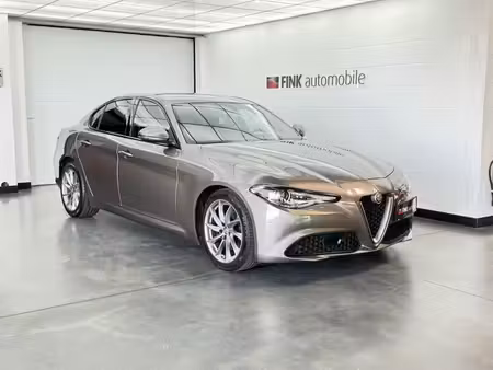 Alfa Romeo Giulia 2.2 179 Super