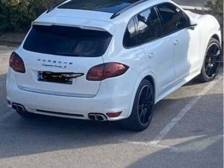 Porsche Cayenne Turbo S V8 4.8 550 4x4