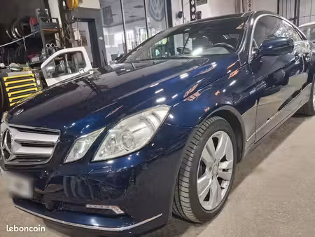 Mercedes-Benz Classe E E 250