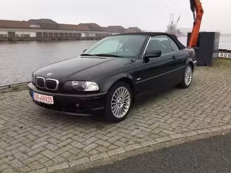 BMW Série 3 320i 2.2 170