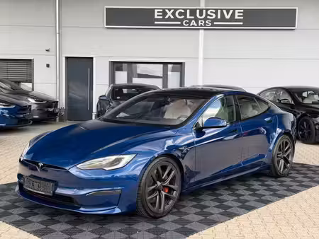 Tesla Model S Plaid 4x4