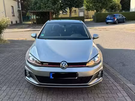 Volkswagen Golf GTI 2.0 Performance