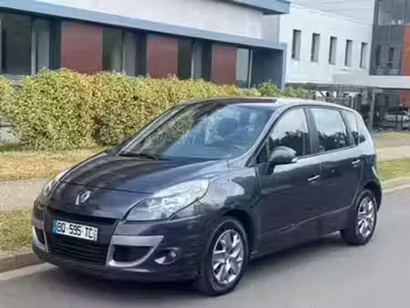 Renault Scénic 1.9 dCi 130 Expression