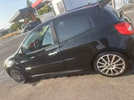 Renault Clio RS 2.0 200