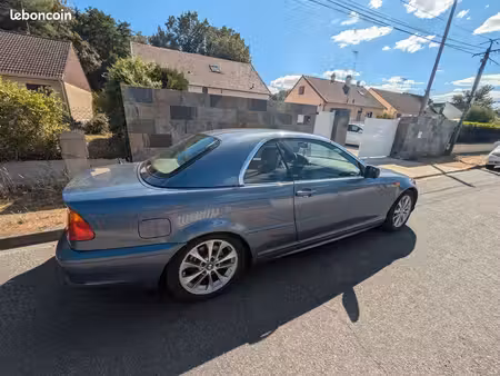 BMW Série 3 320i 2.2 170
