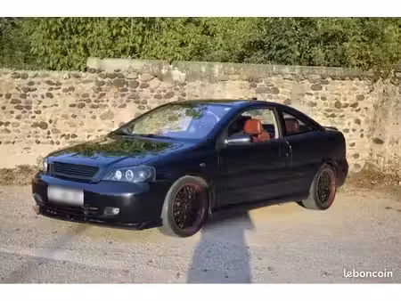 Opel Astra 2.2 125