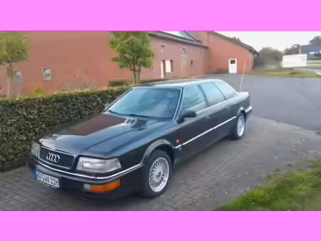 Audi V8 