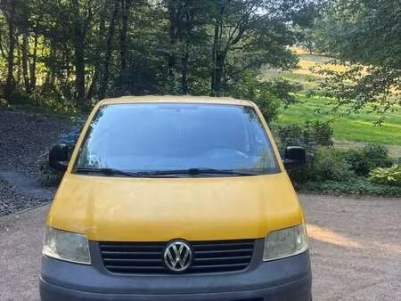 Volkswagen Transporter T5 1.9 TDI 84