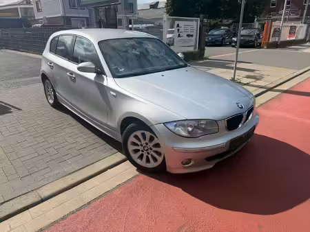 BMW Série 1 120i 2.0 150