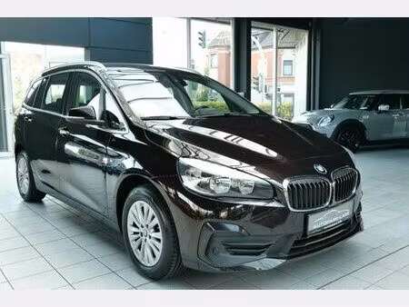 BMW Série 2 218i 1.5 140