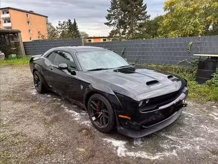 Dodge Challenger SRT Hellcat V8 6.2