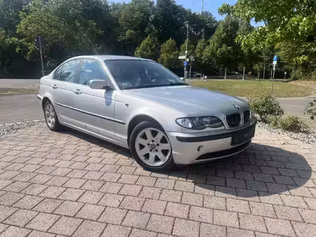 BMW Série 3 320i 2.2 170