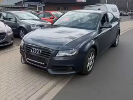 Audi A4 1.8 TFSI 160 Attraction